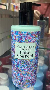 Лосьон для тела Victoria's Secret Cake Confetti 250мл