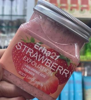 Скраб для тела Erha Strawberry 350 мл