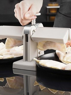 Машинка для лепки пельменей и вареников "Dumpling Mold"